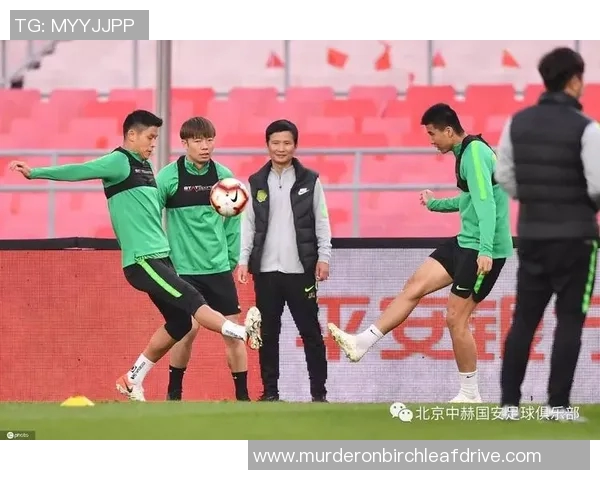 上海网球队以83分稳居选拔赛积分榜首位展现强劲实力 上海网球队以83分稳居选拔赛积分榜首位展现强劲实力