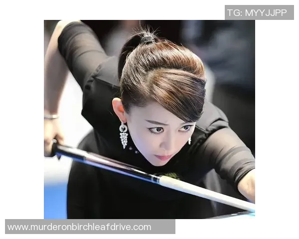 潘晓婷心目中的足球偶像是谁他在赛场上的表现如何影响了她的职业生涯