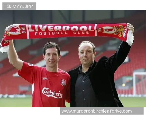 足球巨星归来重返母队续写辉煌传奇再创佳绩 足球巨星归来重返母队续写辉煌传奇再创佳绩