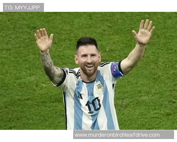 足球明星的疯狂人生:从巅峰到失控的跌宕起伏 足球明星的疯狂人生:从巅峰到失控的跌宕起伏