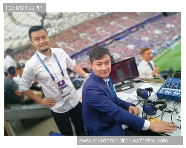 足球明星退役后的新篇章贺炜解说带你回顾辉煌岁月与未来展望 足球明星退役后的新篇章贺炜解说带你回顾辉煌岁月与未来展望