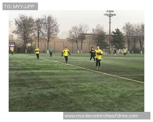 足球专题：聚焦西安足球队的配合